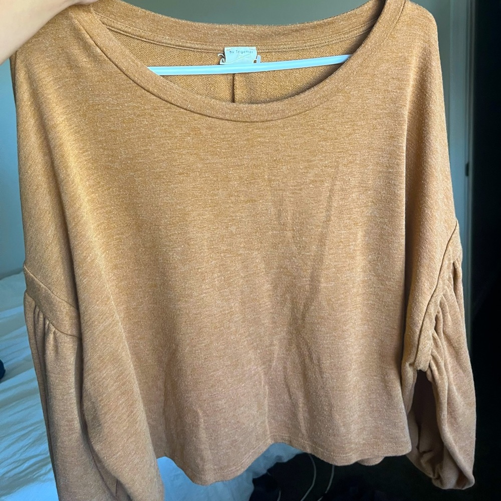 Long puff sleeve sweater